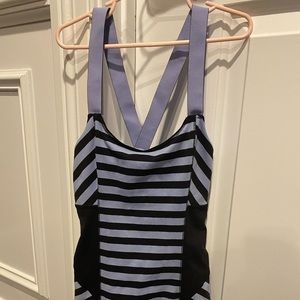 Lululemon yoga top